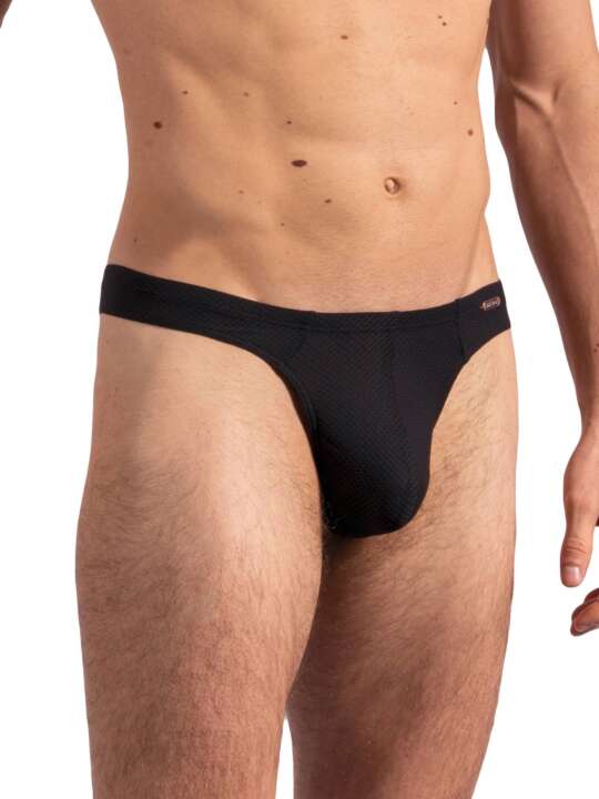 109078O String RED2204 Olaf Benz Black face