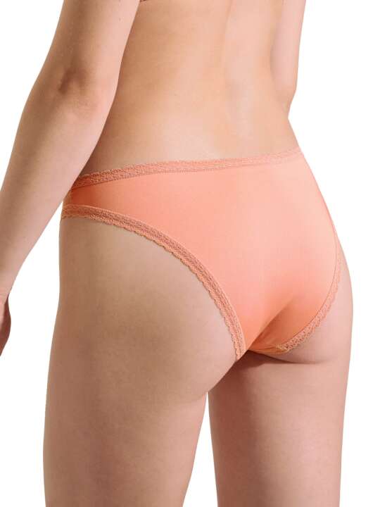 62576LI Slip Honey Lisca Cheek Coral face