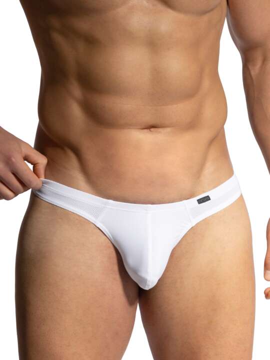 109527O String RED2404 Olaf Benz Blanc face