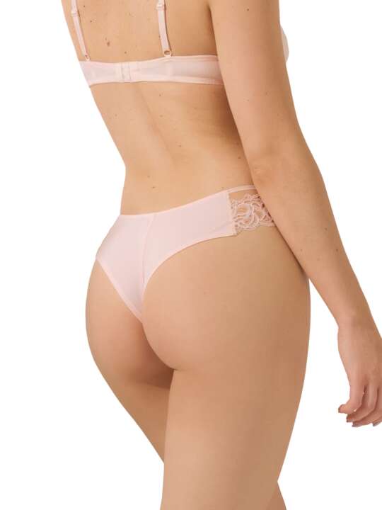 62584LI Brésilien échancré Delightful Lisca Cheek Rose face