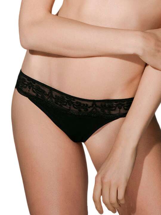 24011LU Brazilian Gothic Luna Black face